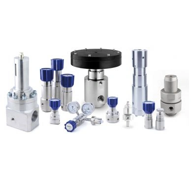 Industrial pressure regulator for precise gas and liquid pressure control